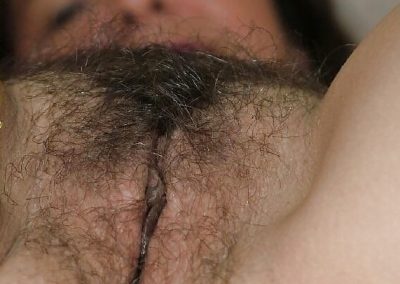 Mature lady showing hairy pussy
