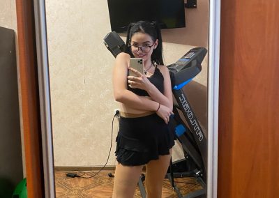 Leaked pic of amateur wearing glasses in skirt and pantyhose selfie