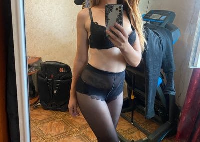 Pantyhoseme MOdel Amy Taking Selfie In Mirror